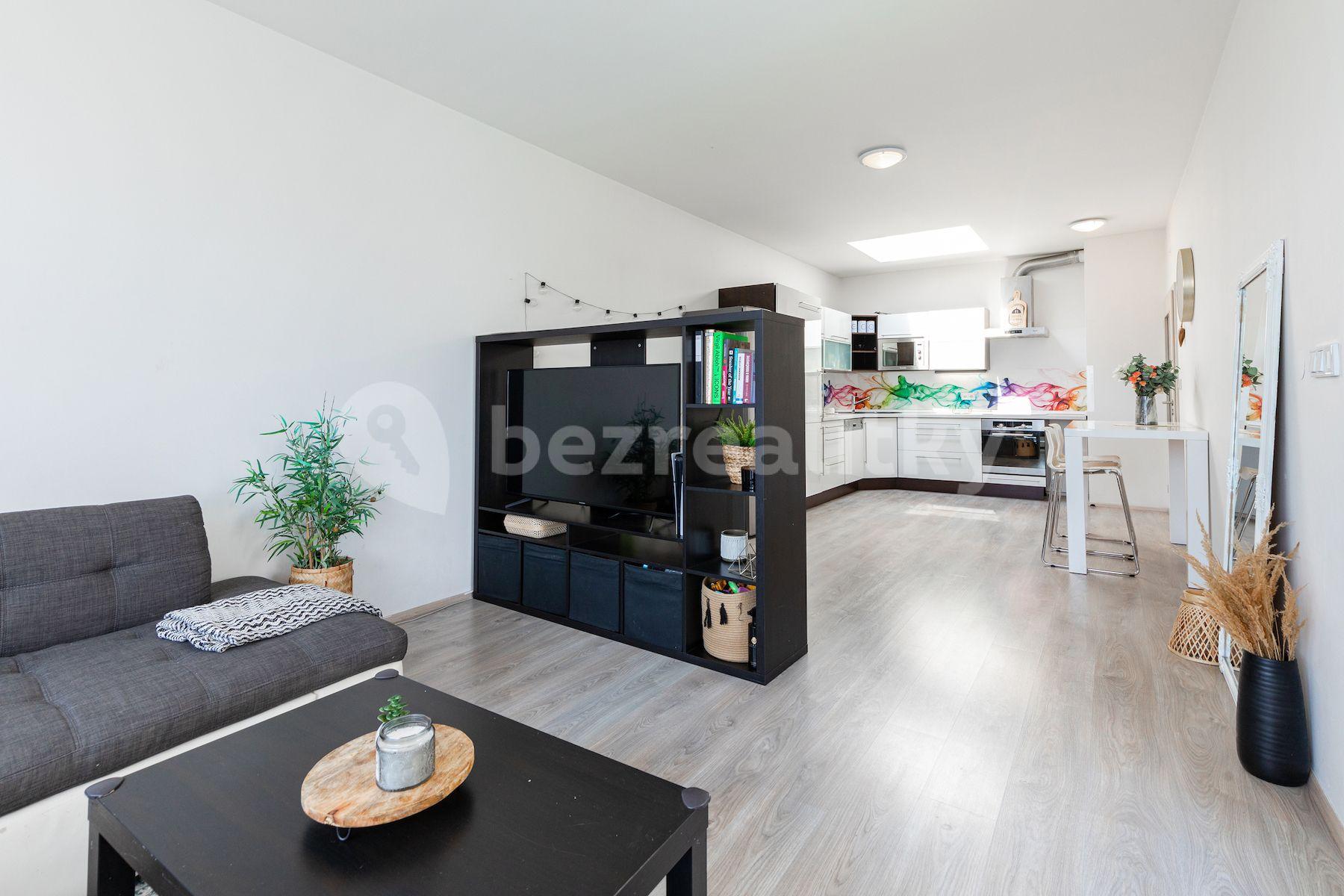 Predaj bytu 3-izbový 86 m², Premonstrátů, Chýně, Středočeský kraj