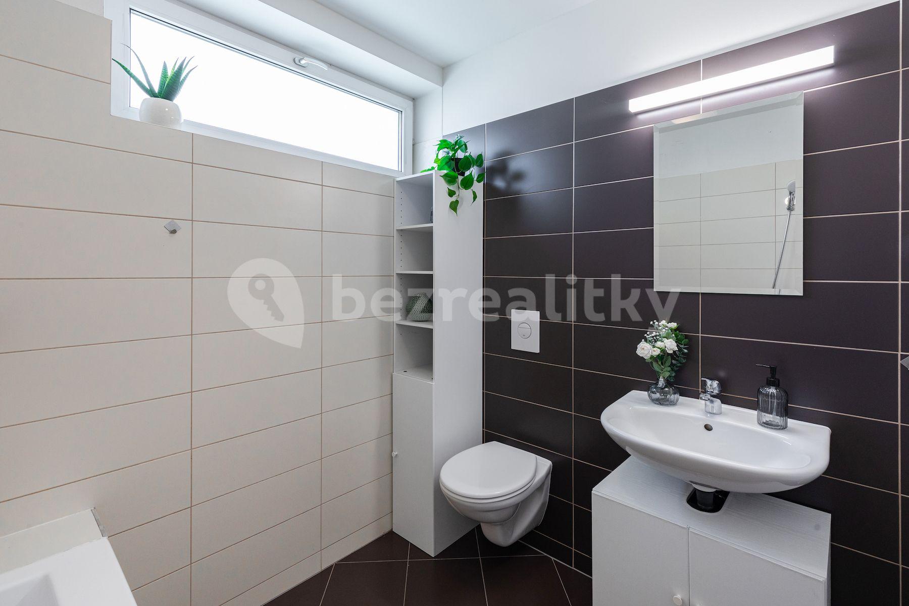 Predaj bytu 3-izbový 86 m², Premonstrátů, Chýně, Středočeský kraj