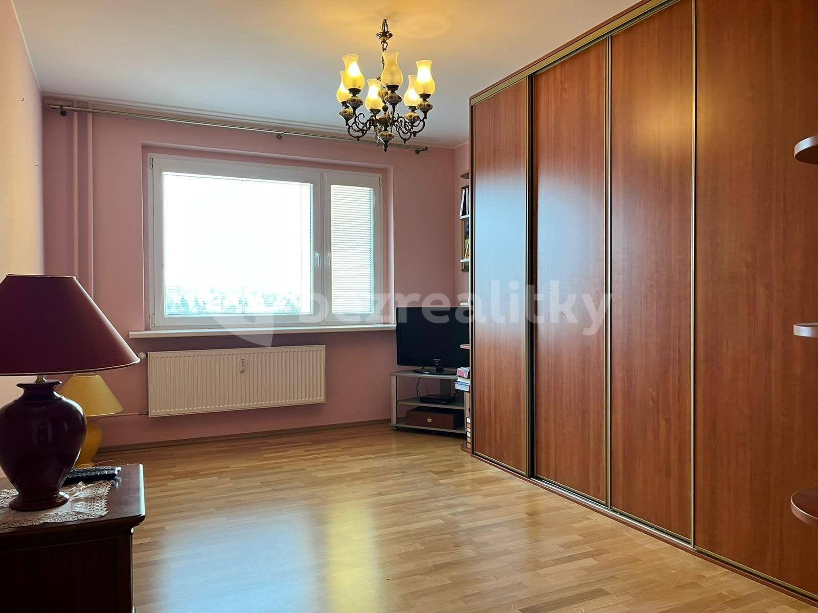 Predaj bytu 4-izbový 80 m², Stará Kysibelská, Karlovy Vary, Karlovarský kraj