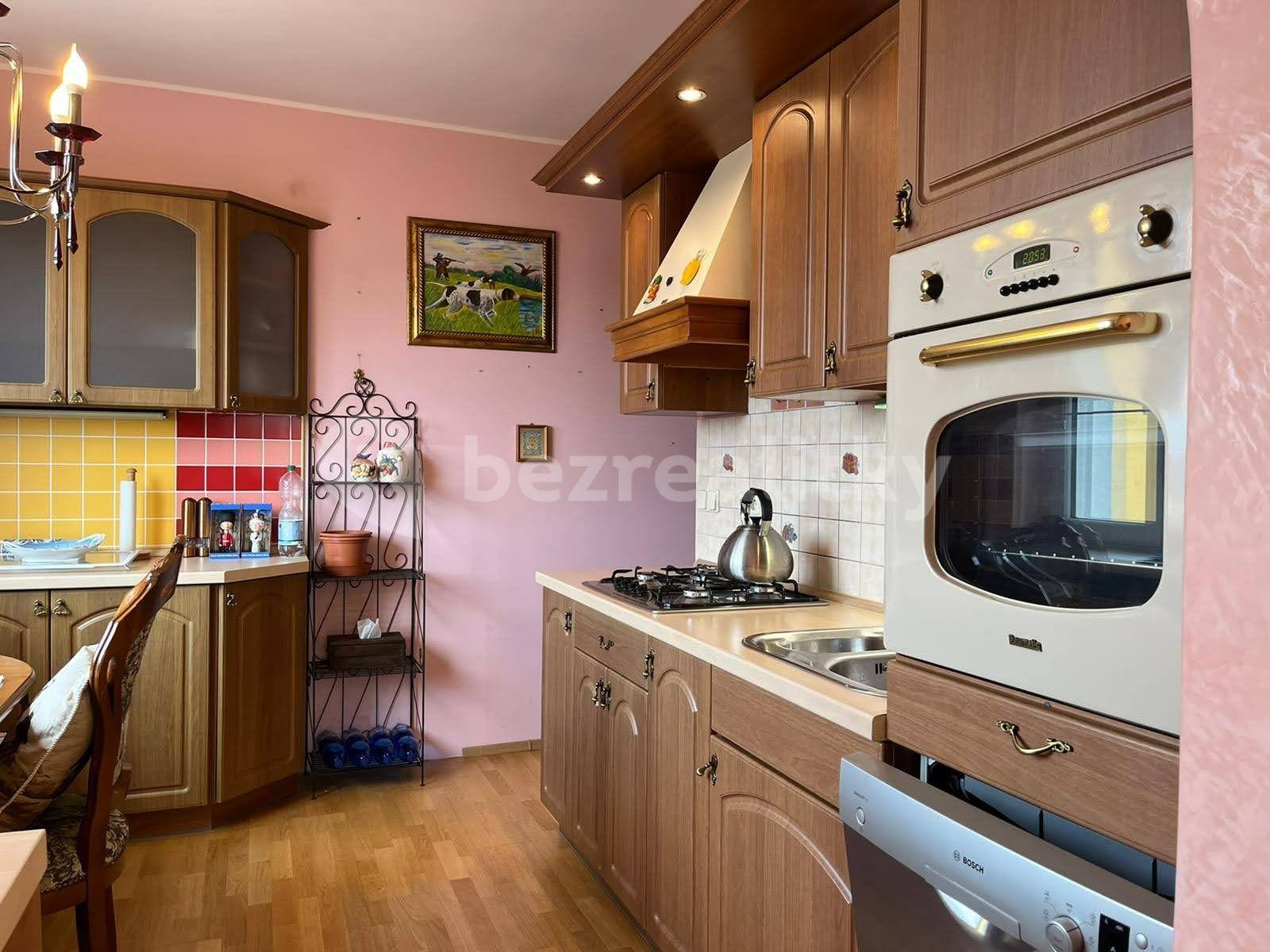 Predaj bytu 4-izbový 80 m², Stará Kysibelská, Karlovy Vary, Karlovarský kraj