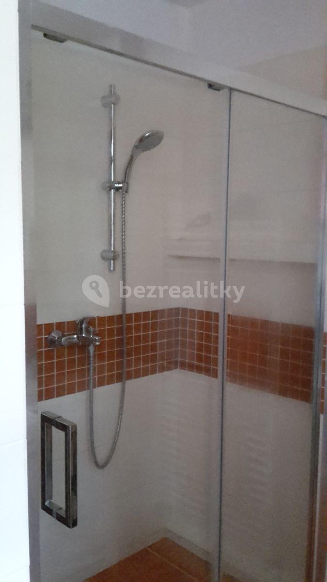 Predaj bytu 1-izbový 39 m², Komárnická, Ružinov, Bratislavský kraj