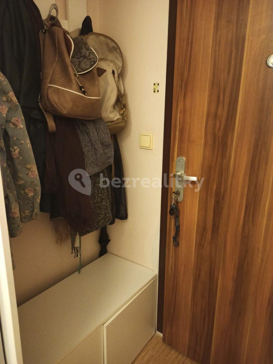 Predaj bytu 1-izbový 39 m², Komárnická, Ružinov, Bratislavský kraj