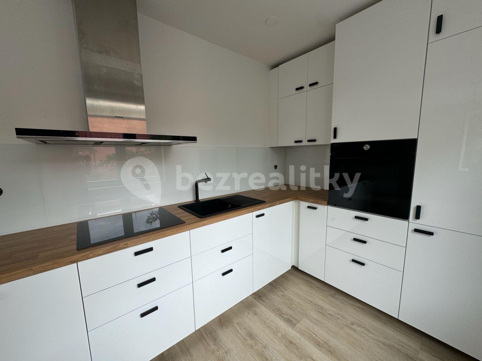 Prenájom bytu 2-izbový 58 m², Opavská, Ostrava, Moravskoslezský kraj