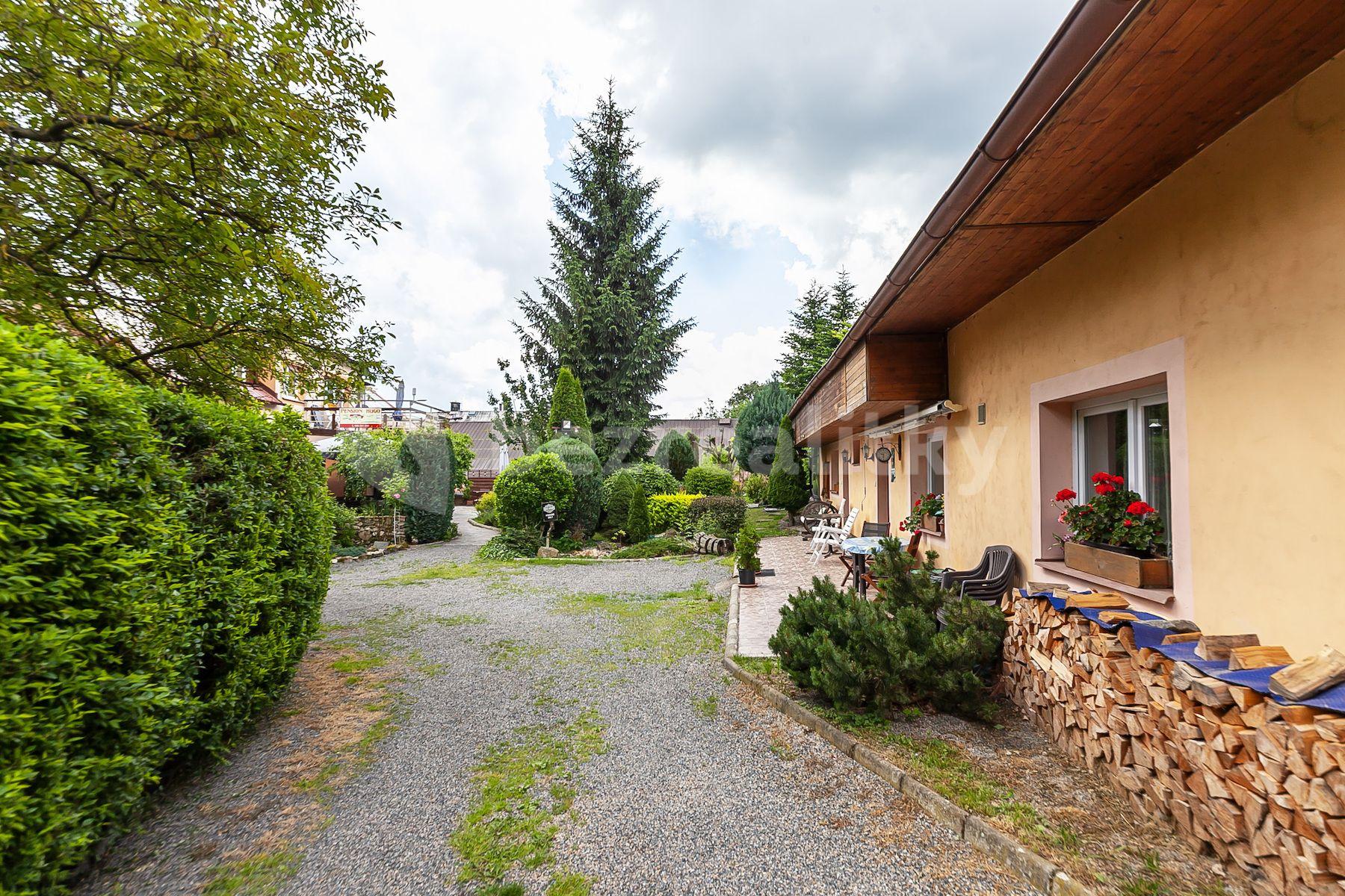 Predaj domu 537 m², pozemek 2.164 m², Uhřice, Sedlec-Prčice, Středočeský kraj