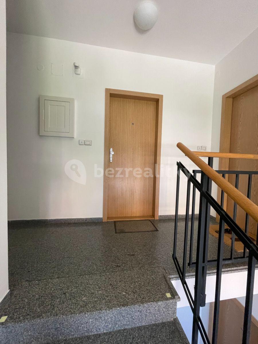 Prenájom bytu 2-izbový 74 m², Sádky, Praha, Praha