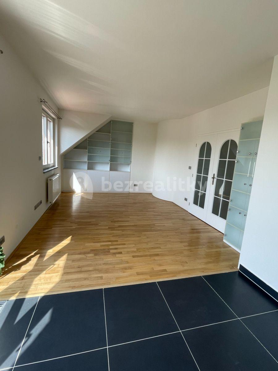 Prenájom bytu 2-izbový 74 m², Sádky, Praha, Praha