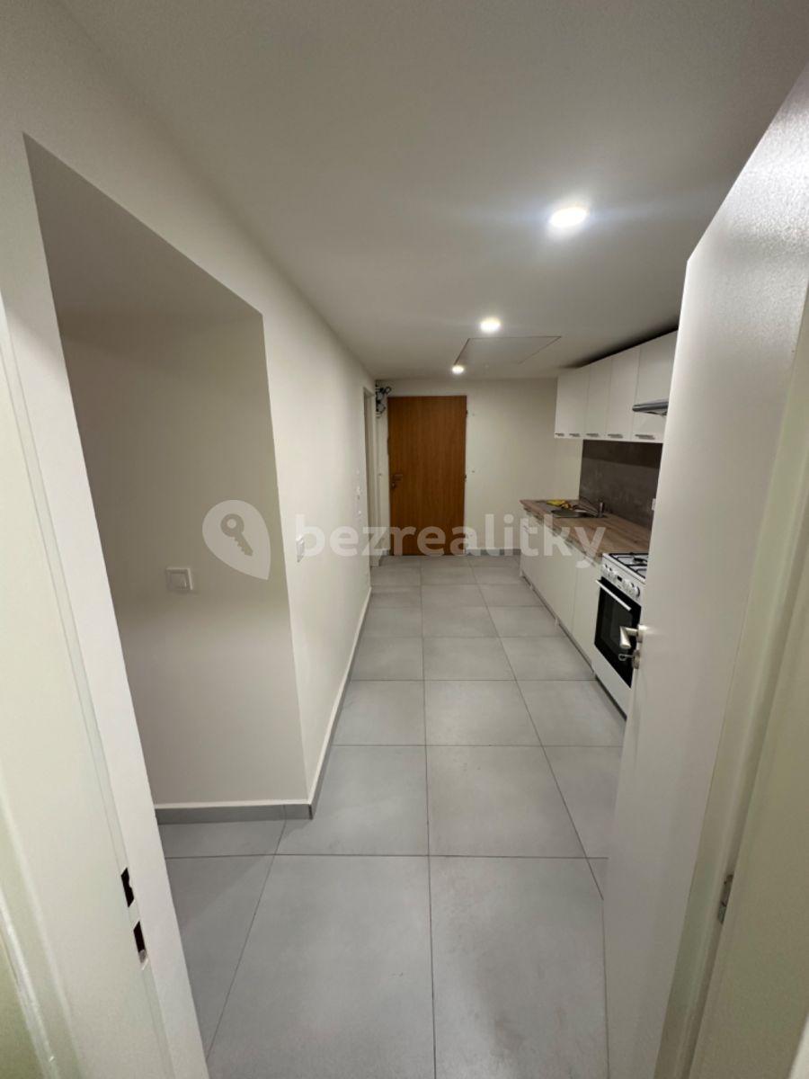 Prenájom nebytového priestoru 40 m², Kralická, Praha, Praha