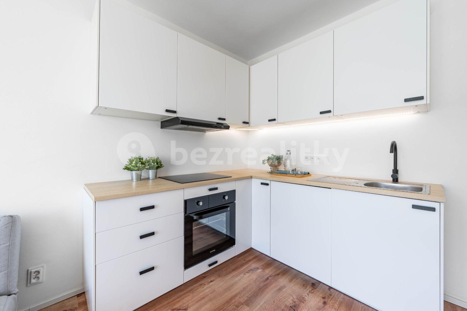 Predaj bytu 3-izbový 55 m², Olbrachtova, Praha, Praha