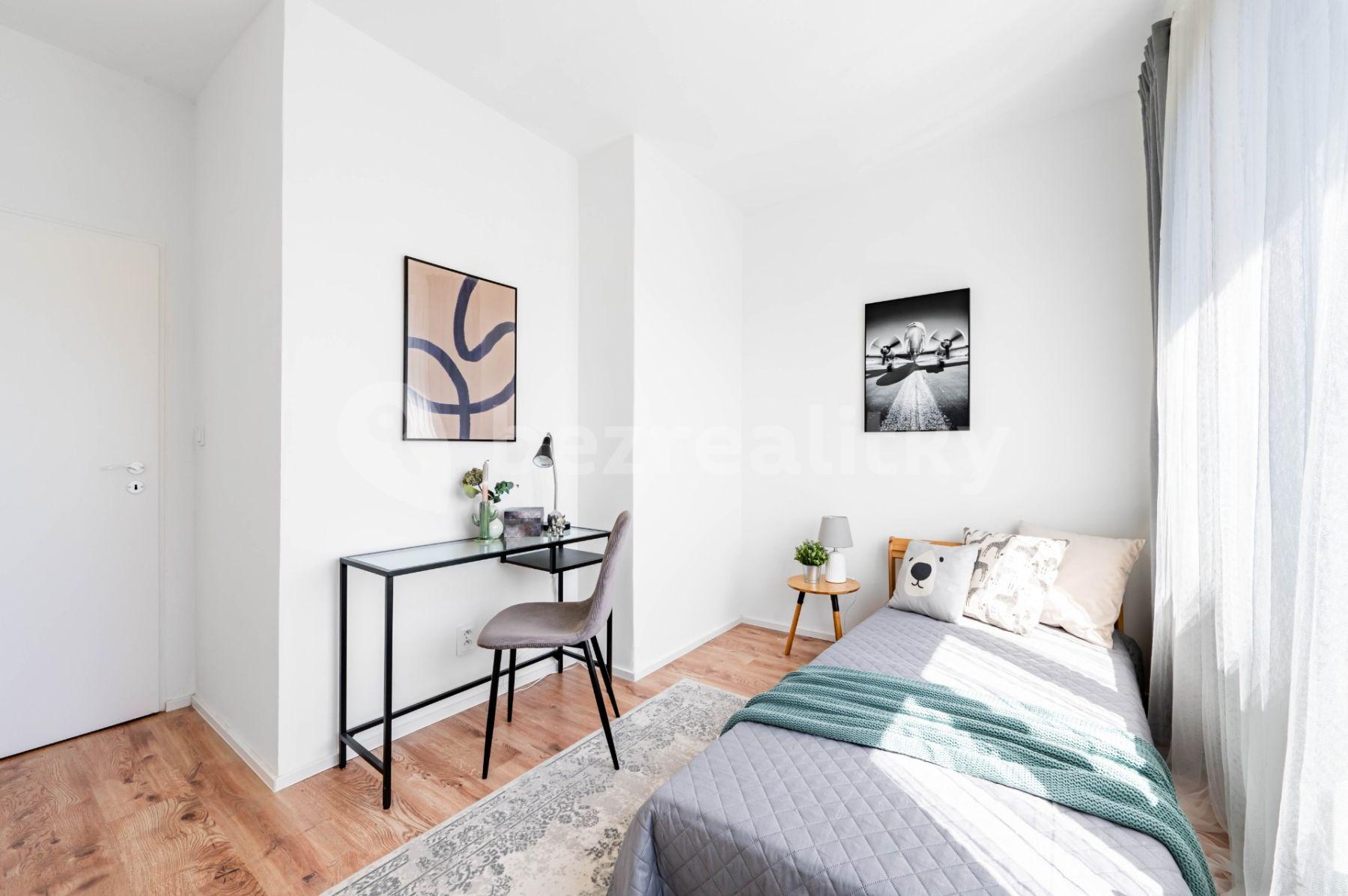 Predaj bytu 3-izbový 55 m², Olbrachtova, Praha, Praha