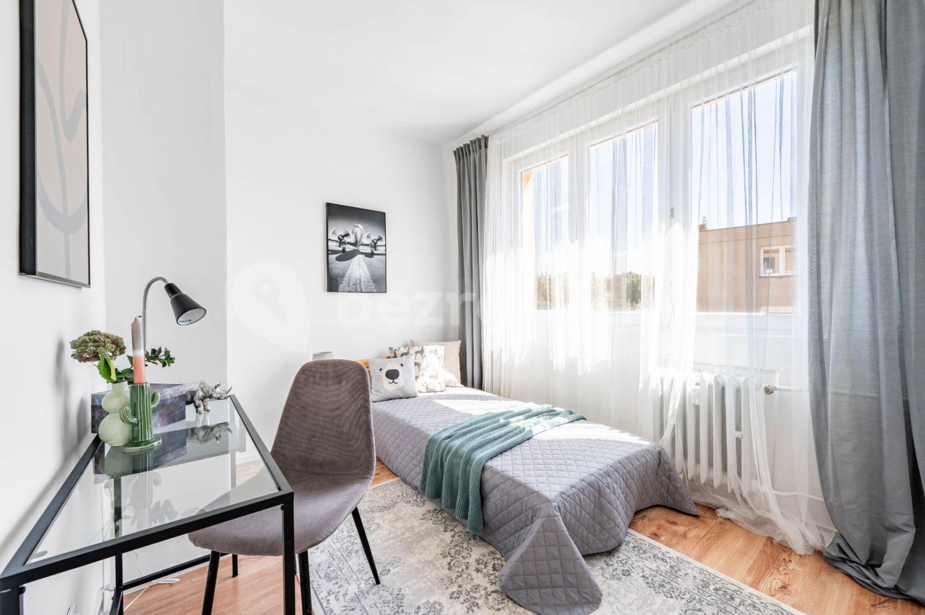 Predaj bytu 3-izbový 55 m², Olbrachtova, Praha, Praha