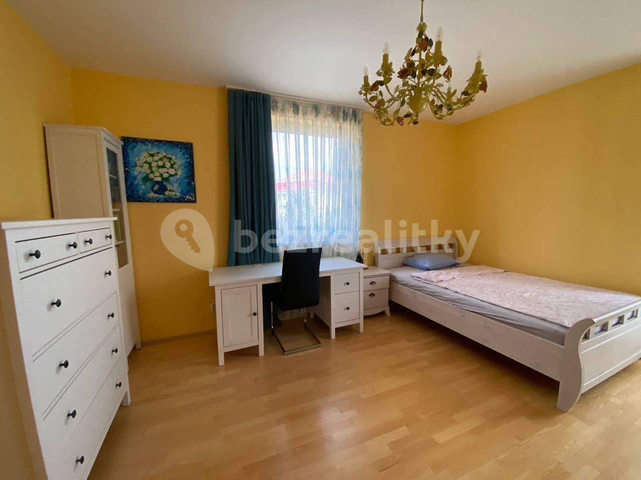 Predaj domu 156 m², pozemek 613 m², Pod Školou, Líbeznice, Středočeský kraj