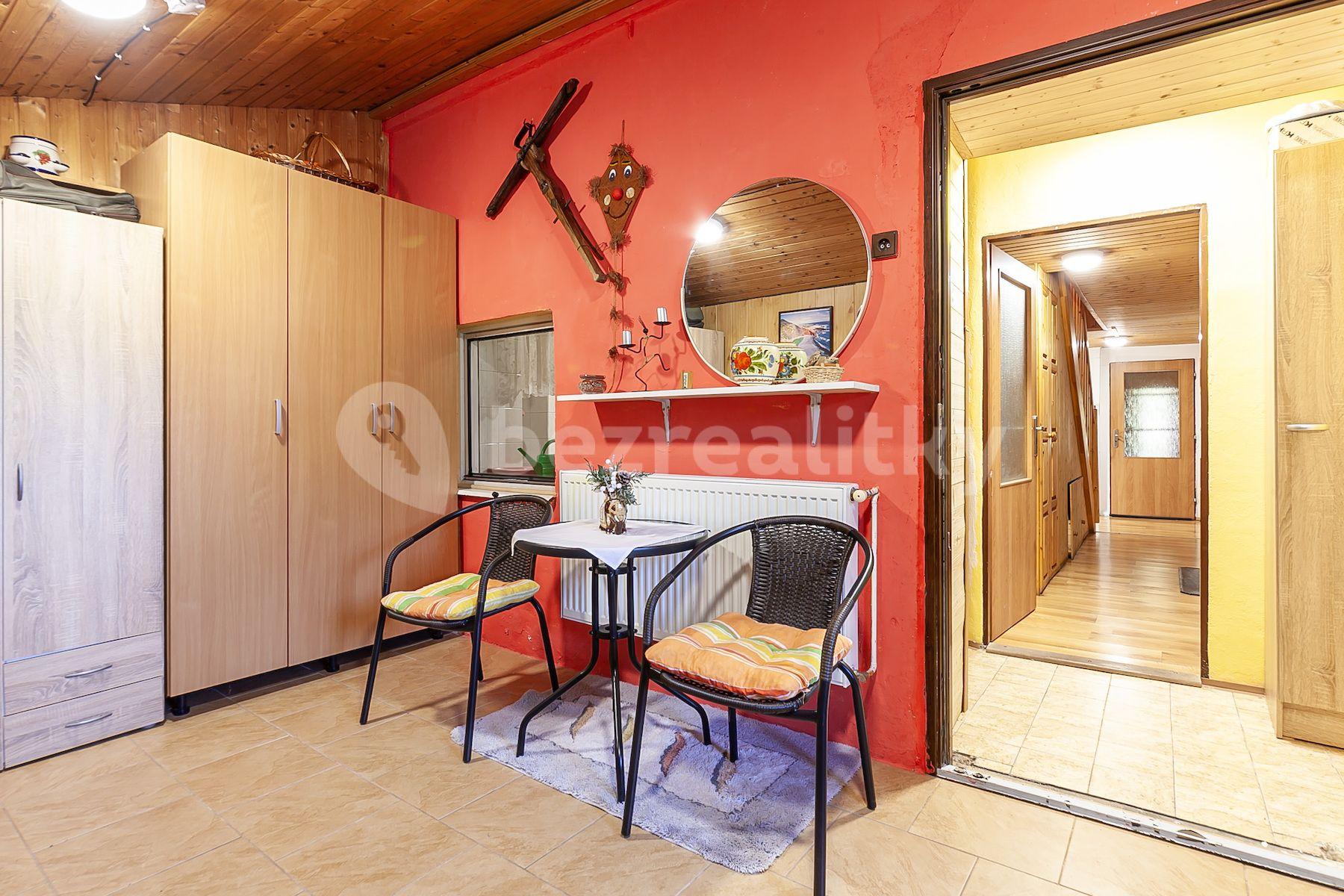 Predaj domu 213 m², pozemek 1.393 m², Bulovka, Bulovka, Liberecký kraj