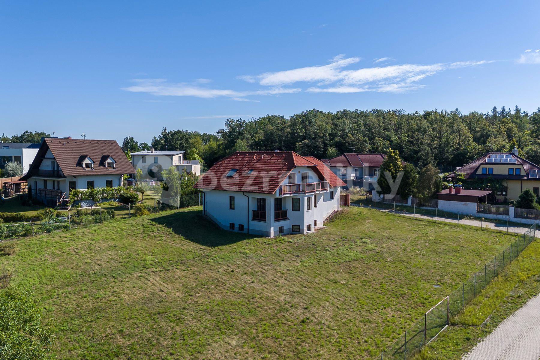 Predaj domu 350 m², pozemek 2.058 m², K Severu, Petrov, Středočeský kraj