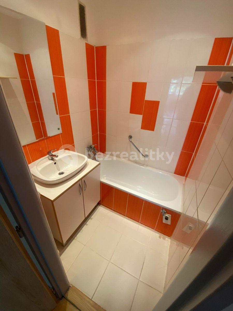 Prenájom bytu 3-izbový 94 m², U Potůčku, Liberec, Liberecký kraj