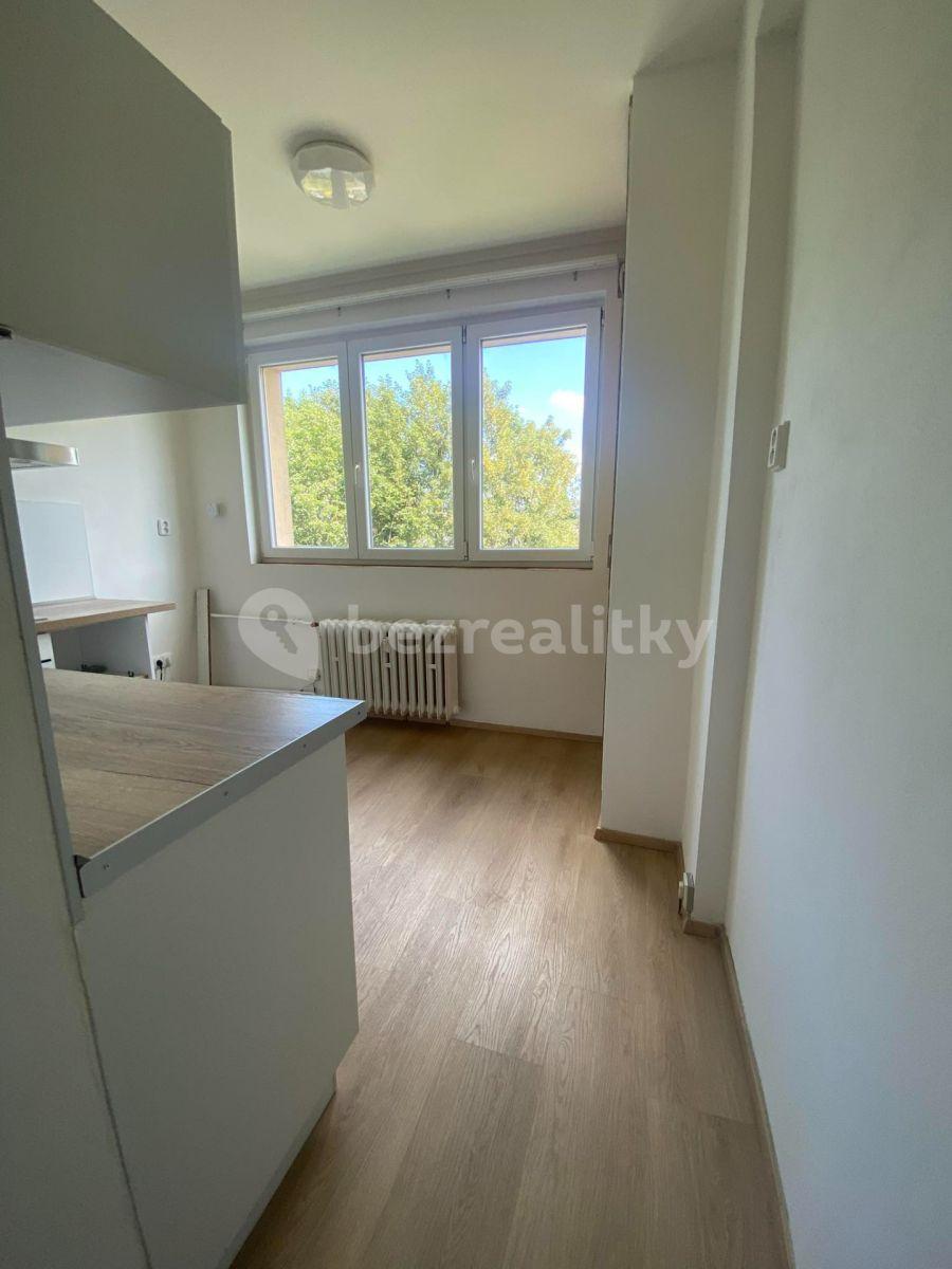 Prenájom bytu 3-izbový 94 m², U Potůčku, Liberec, Liberecký kraj