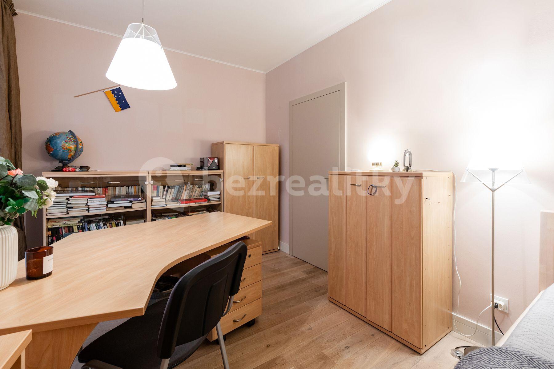 Predaj bytu 4-izbový 112 m², Mezilehlá, Praha, Praha