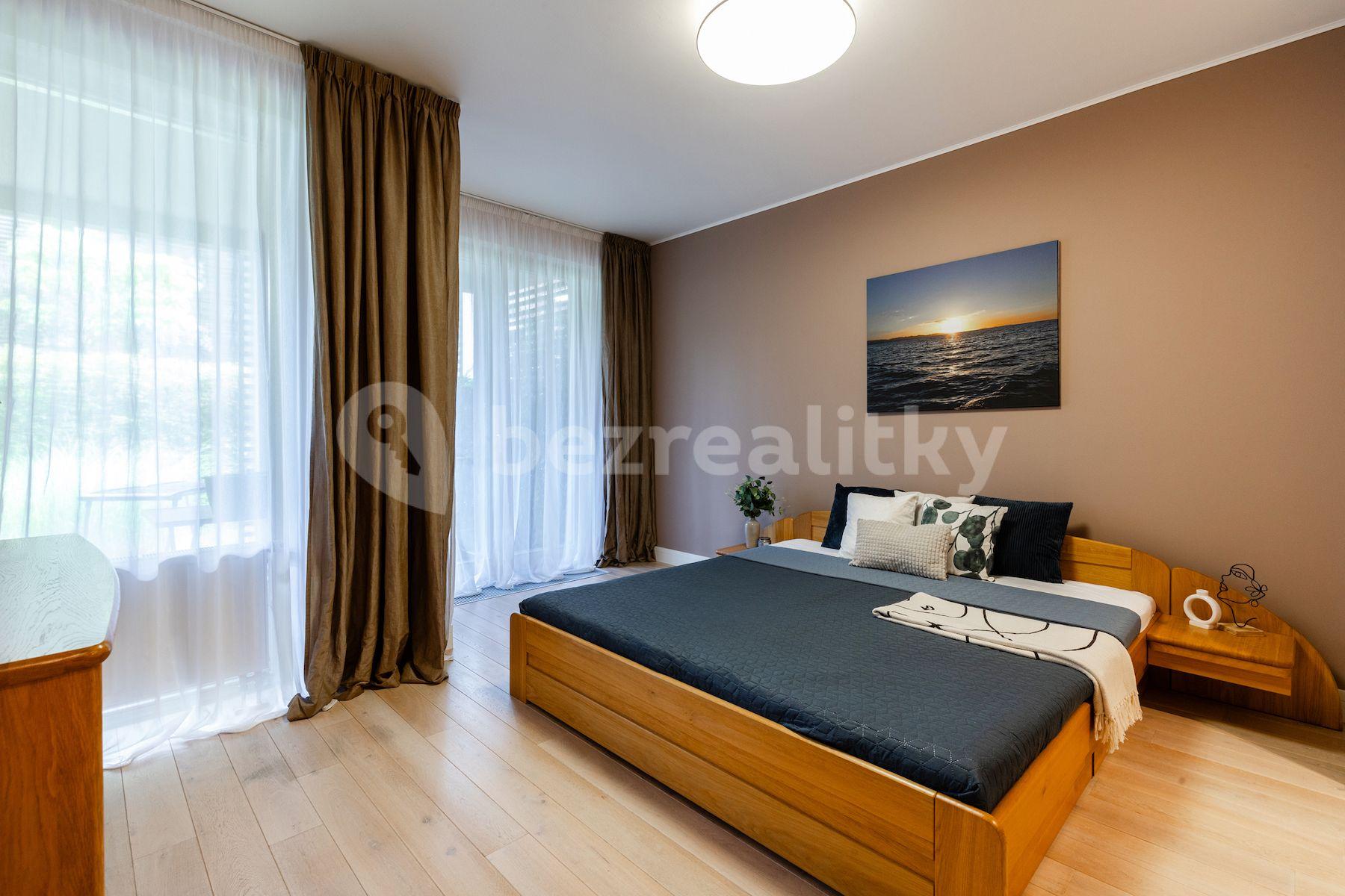 Predaj bytu 4-izbový 112 m², Mezilehlá, Praha, Praha