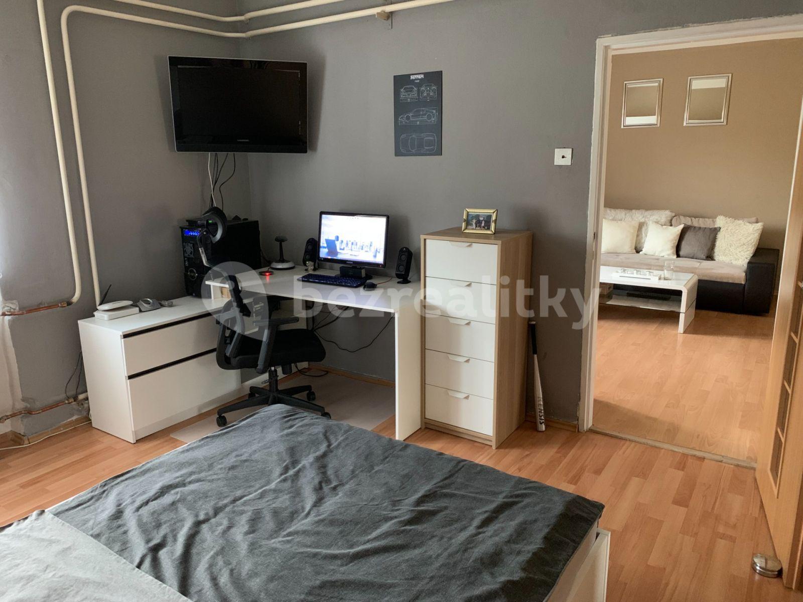 Prenájom bytu 2-izbový 60 m², Wolkerova, Třinec, Moravskoslezský kraj