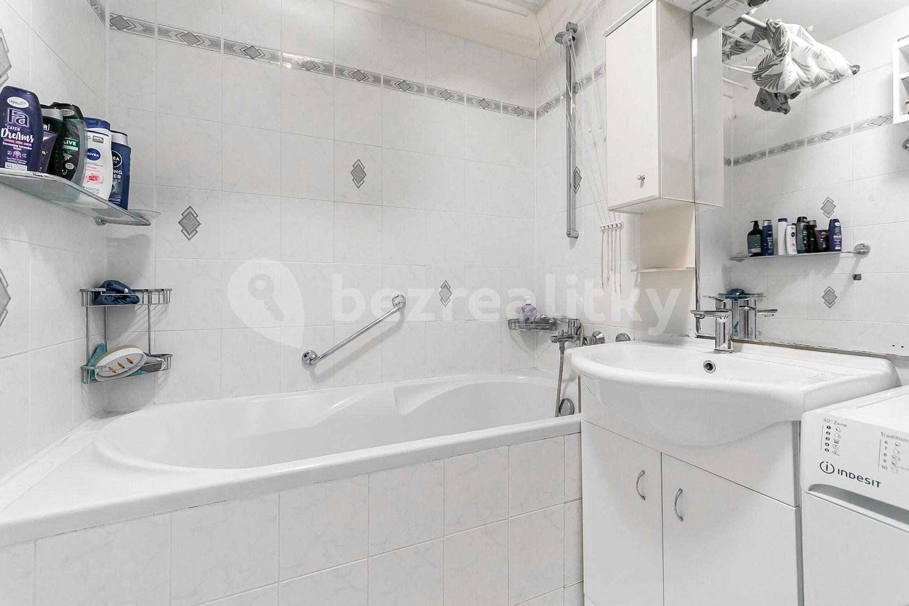 Predaj bytu 2-izbový 55 m², Jablonecká, Praha, Praha