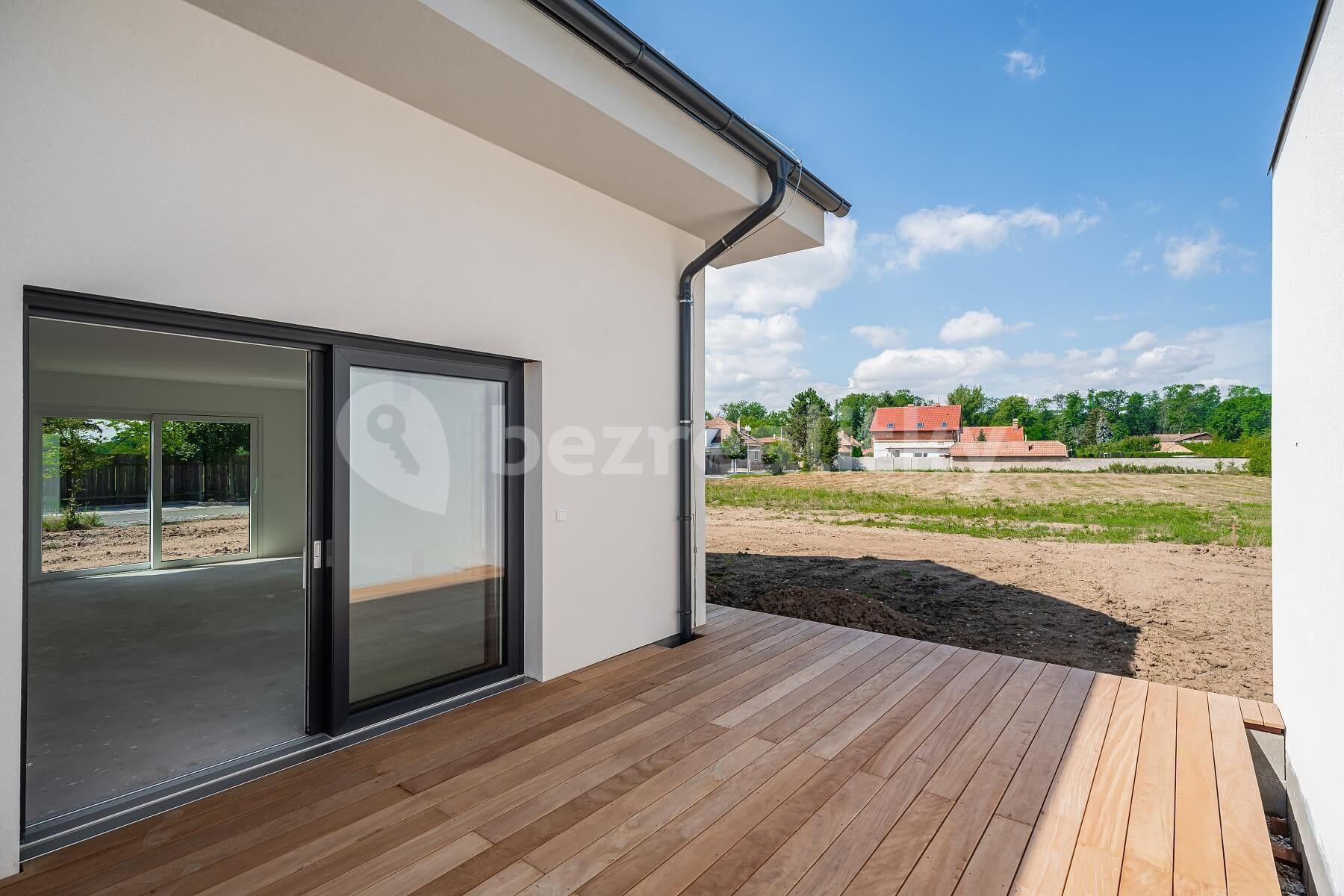 Predaj domu 212 m², pozemek 610 m², Všestudy, Středočeský kraj