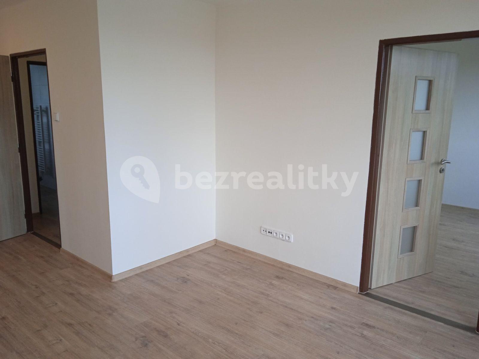 Prenájom bytu 2-izbový 52 m², 5. května, Pelhřimov, Kraj Vysočina