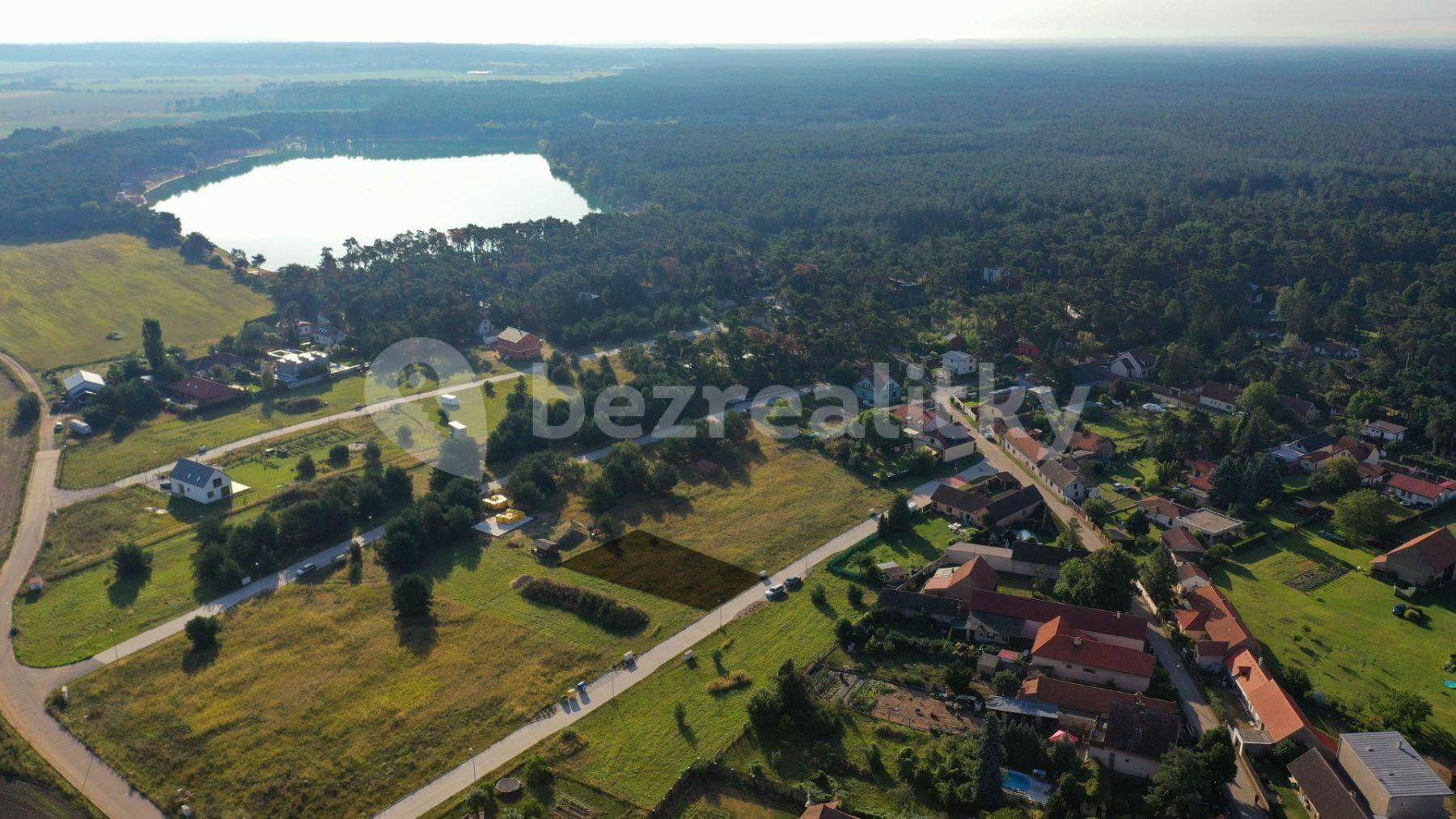 Predaj pozemku 860 m², Lhota, Středočeský kraj