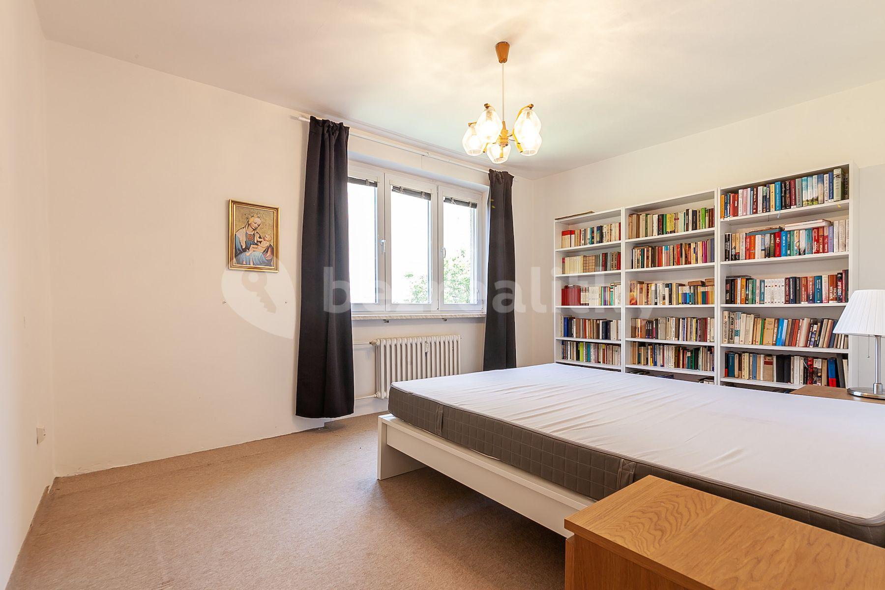 Predaj bytu 3-izbový 70 m², Hillebrantova, Praha, Praha