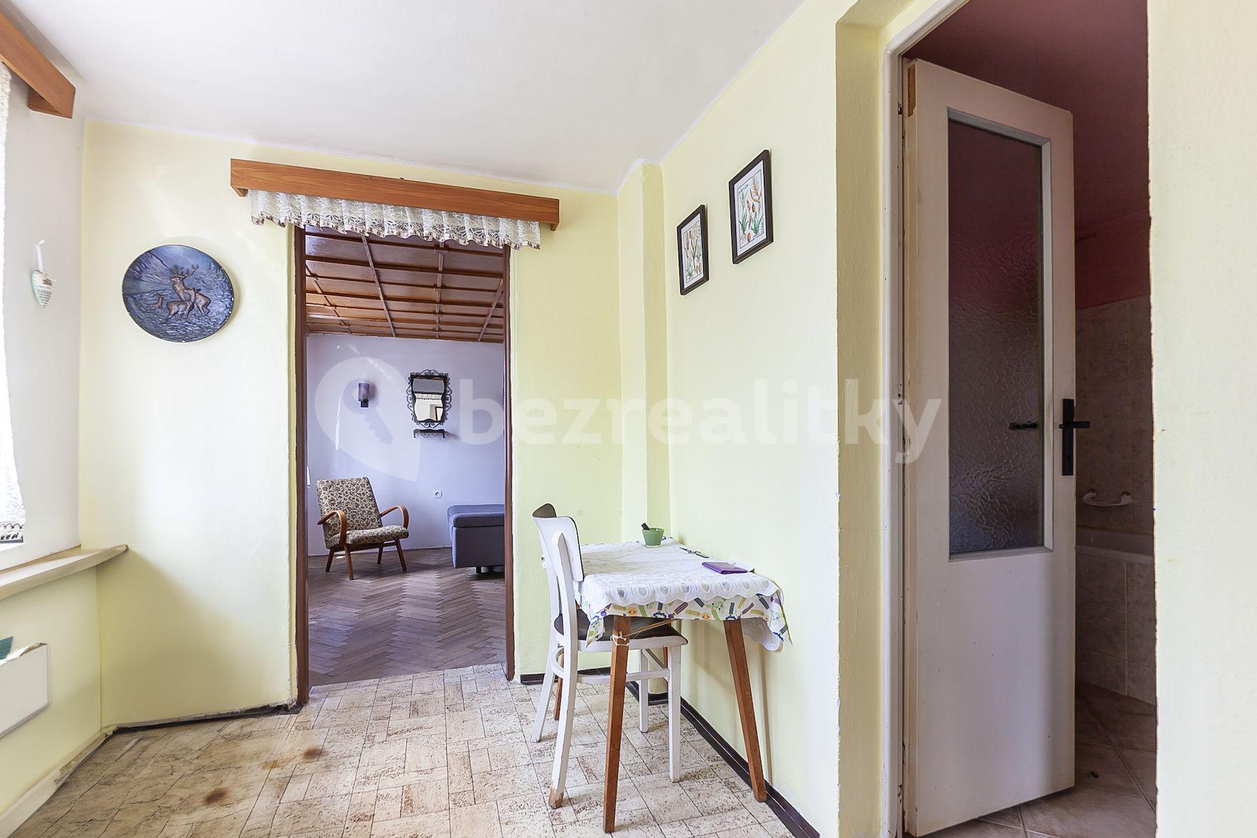 Predaj rekreačného objektu 72 m², pozemek 388 m², Osadní, Babice, Středočeský kraj