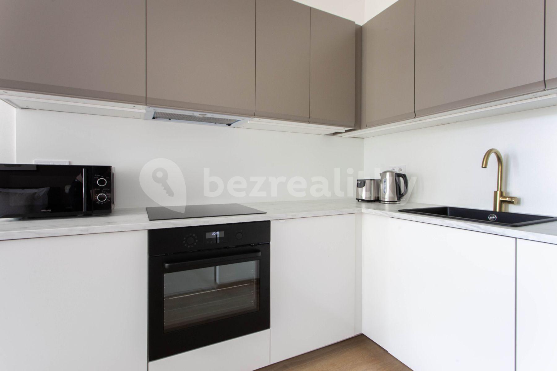 Prenájom bytu 1-izbový 34 m², Rostovská, Praha, Praha