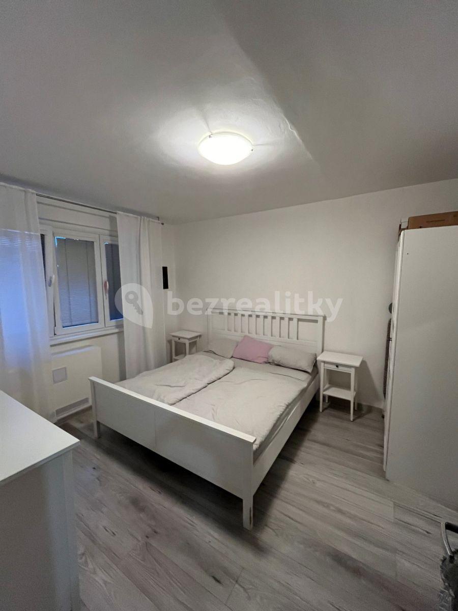 Prenájom bytu 2-izbový 54 m², Blatenská, Chomutov, Ústecký kraj