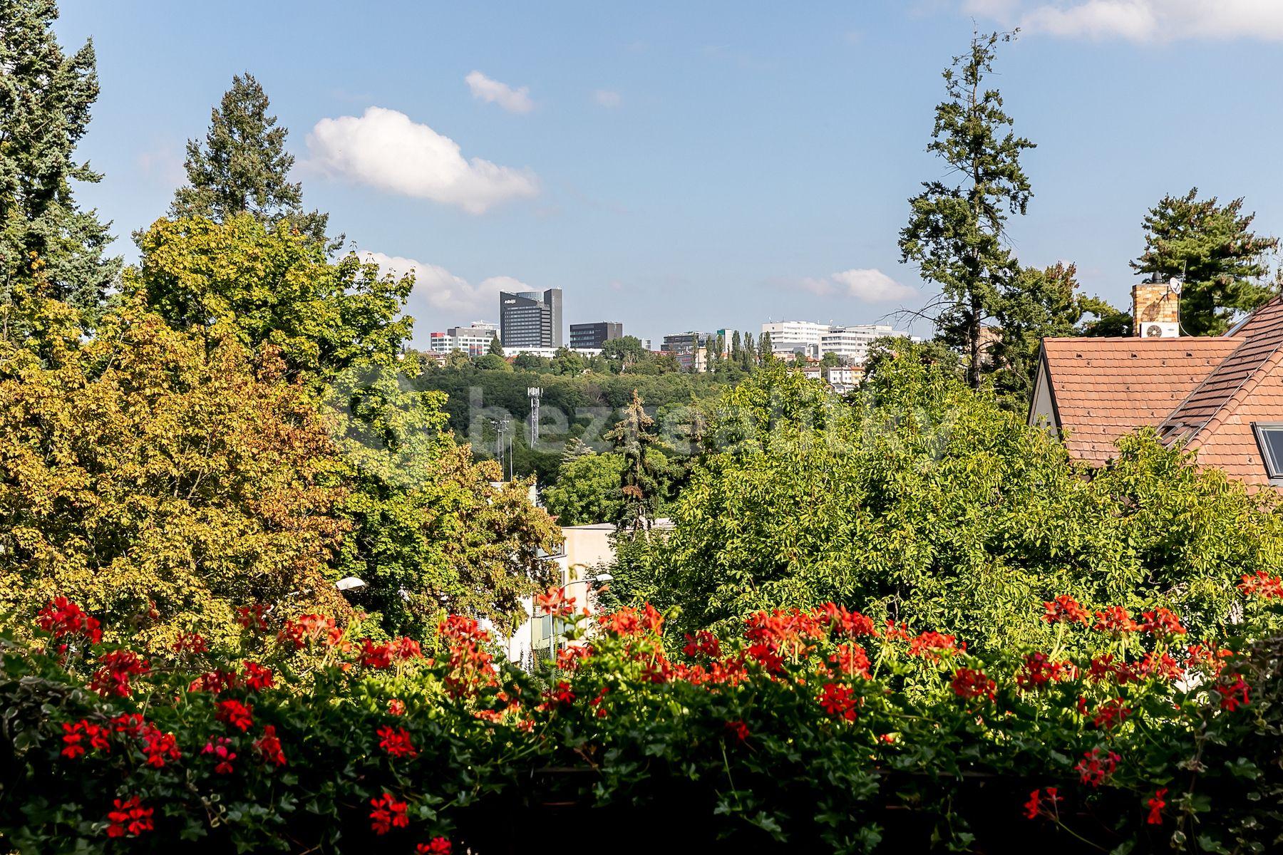 Predaj domu 253 m², pozemek 606 m², Pod Višňovkou, Praha, Praha