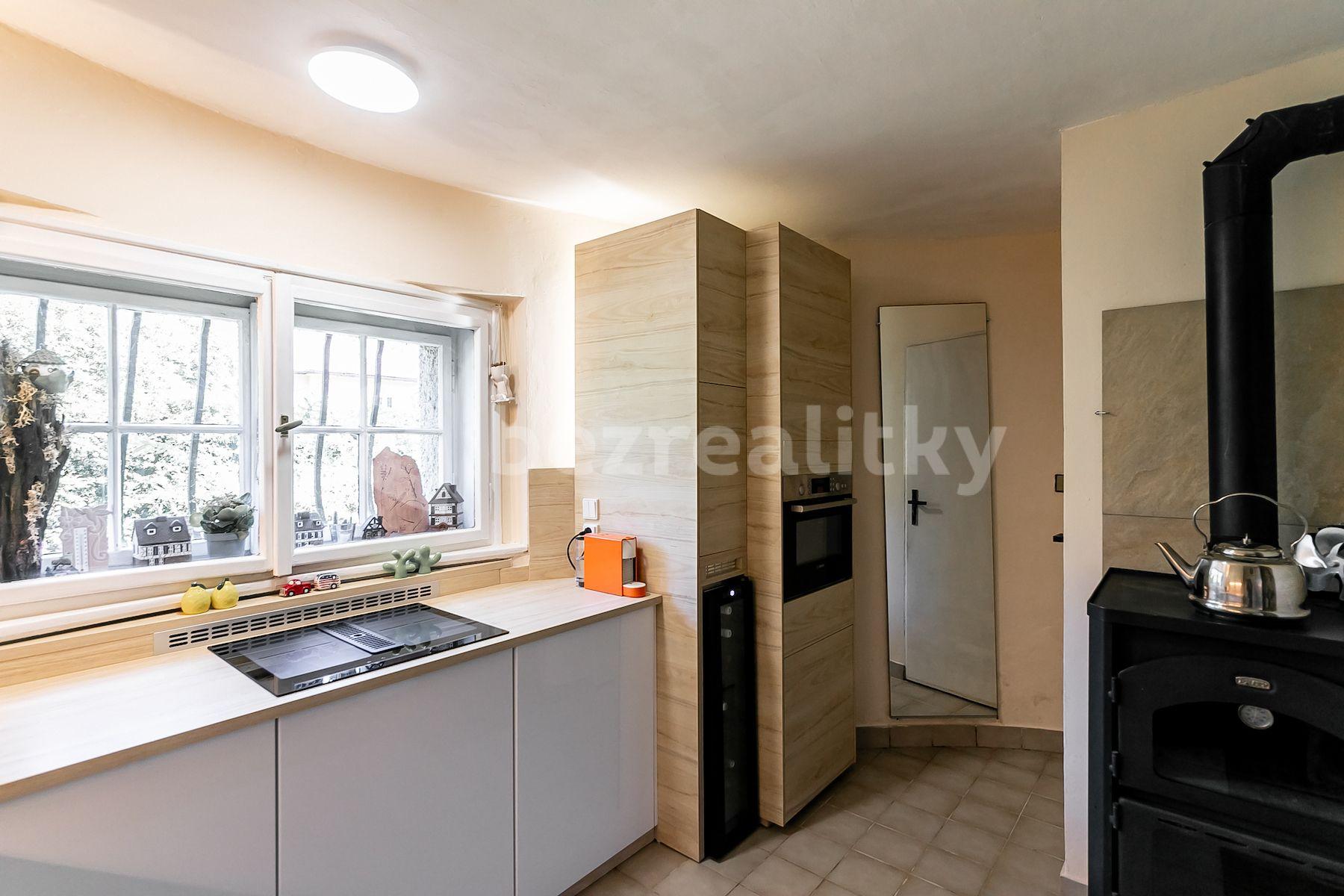 Predaj domu 253 m², pozemek 606 m², Pod Višňovkou, Praha, Praha