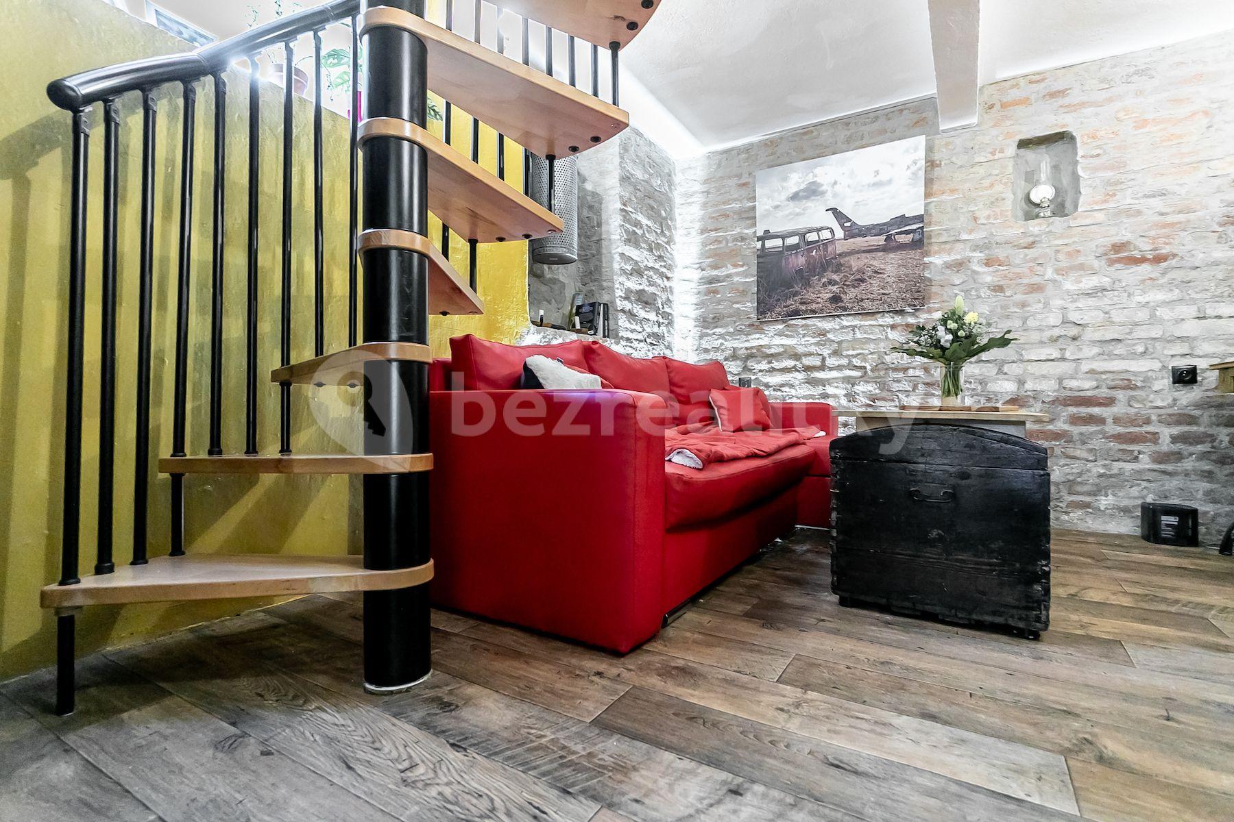 Predaj domu 253 m², pozemek 606 m², Pod Višňovkou, Praha, Praha