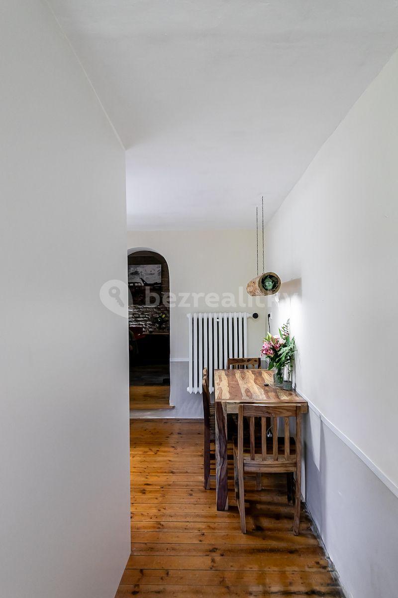 Predaj domu 253 m², pozemek 606 m², Pod Višňovkou, Praha, Praha