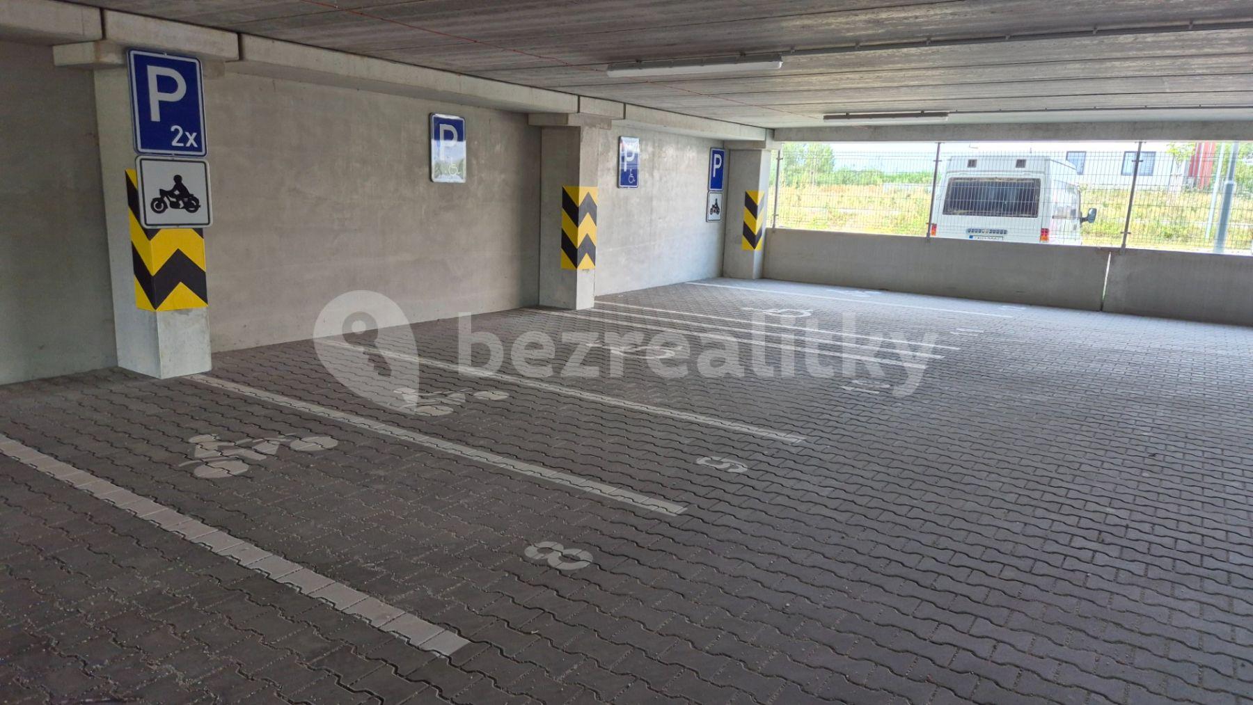 Predaj garáže 13 m², Vybíralova, Praha, Praha