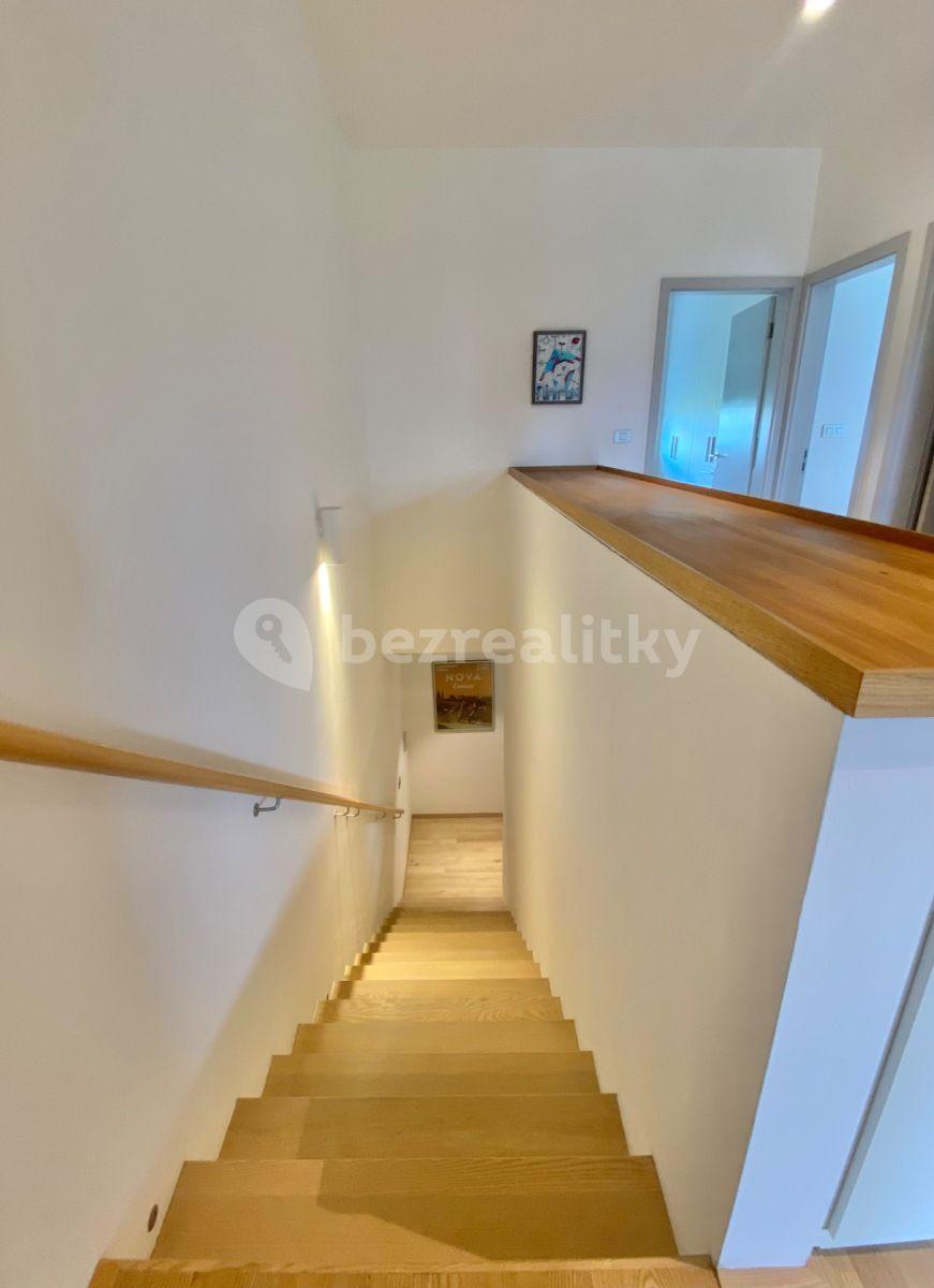 Predaj bytu 4-izbový 133 m², Běžecká, Praha, Praha