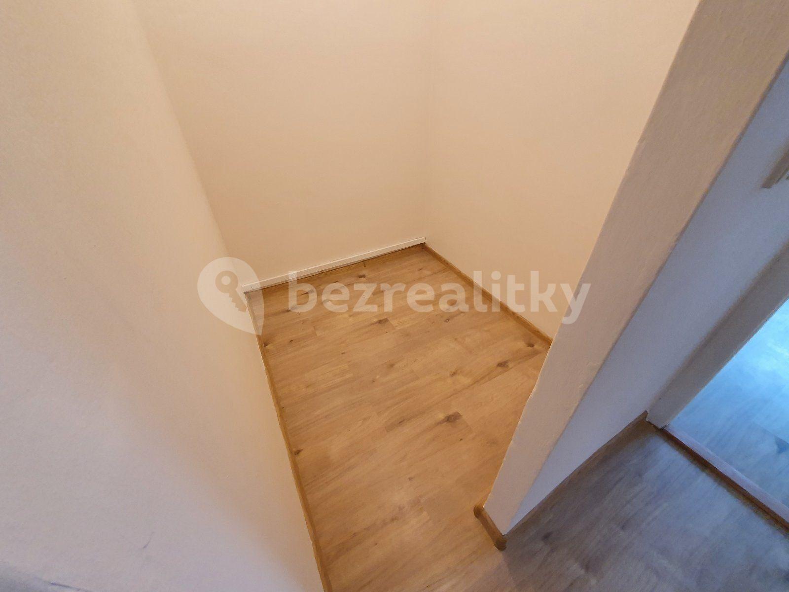 Prenájom bytu 2-izbový 56 m², Prameny, Karviná, Moravskoslezský kraj