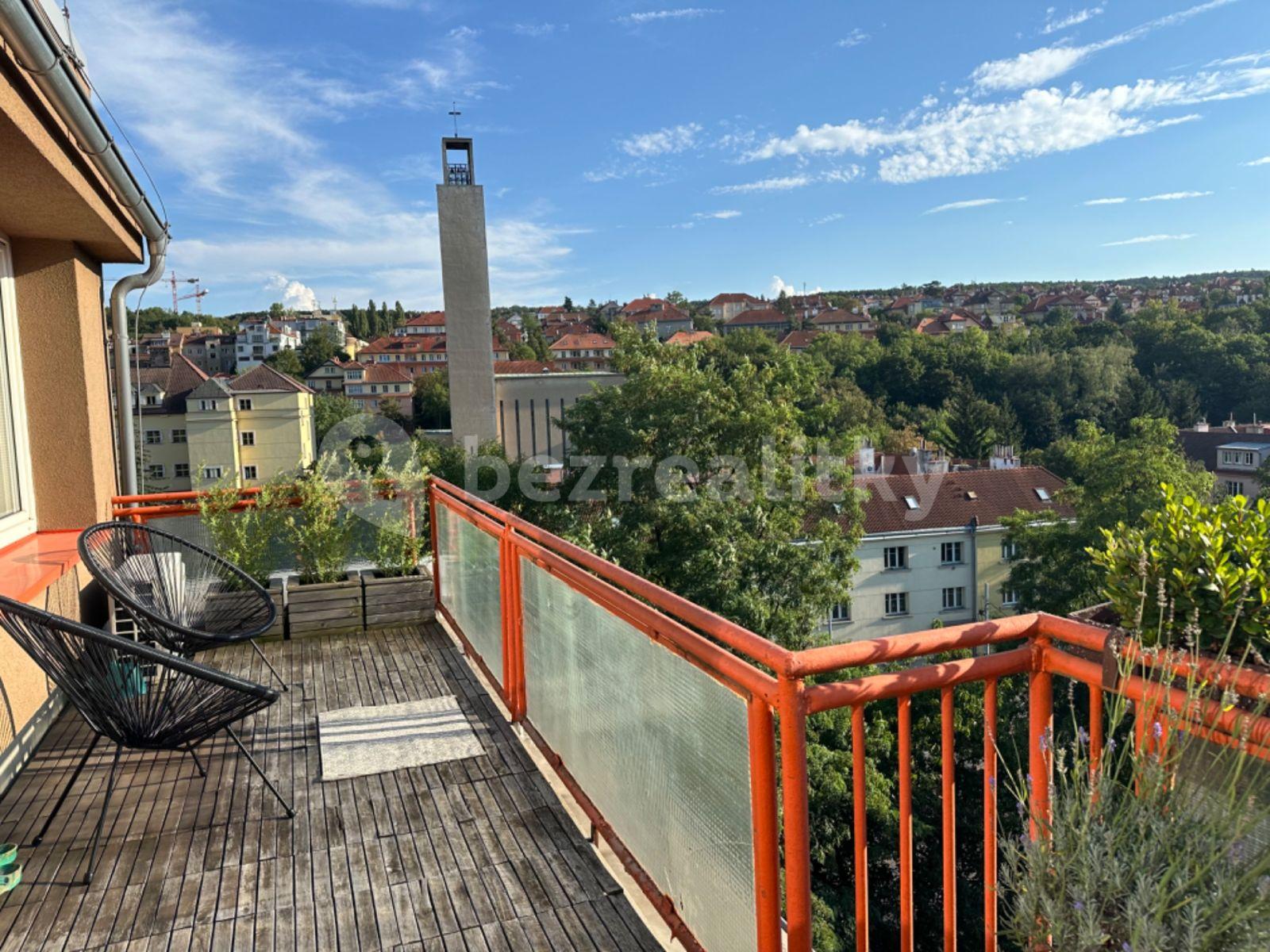 Prenájom bytu 4-izbový 89 m², U Klimentky, Praha, Praha