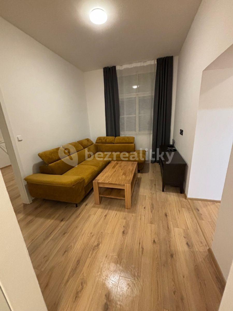 Prenájom bytu 3-izbový 64 m², Sušilova, Třebíč, Kraj Vysočina