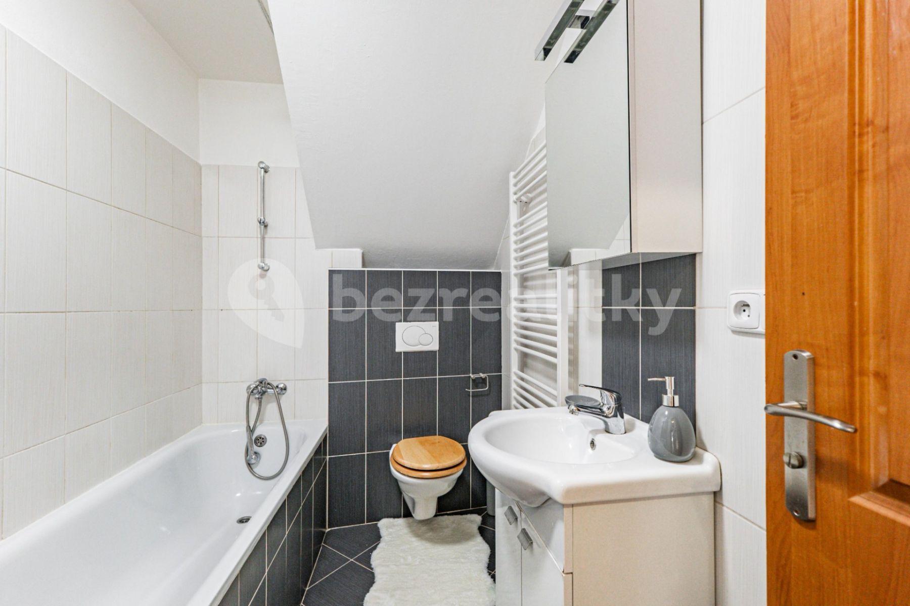 Predaj bytu 3-izbový 55 m², Radlická, Praha, Praha