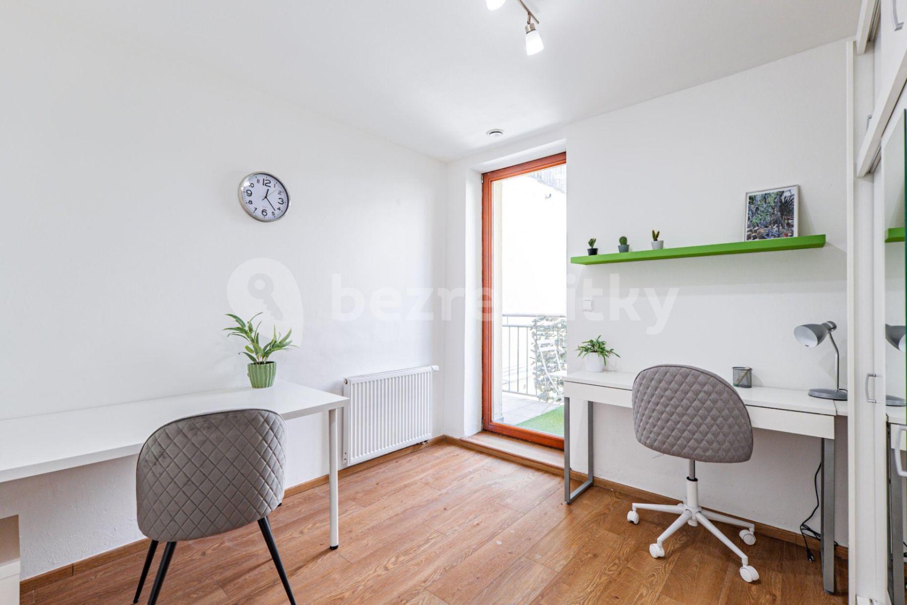 Predaj bytu 3-izbový 55 m², Radlická, Praha, Praha