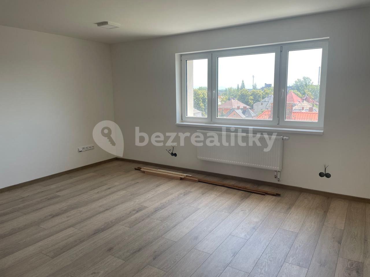 Prenájom bytu 1-izbový 45 m², 28. října, Ostrava, Moravskoslezský kraj