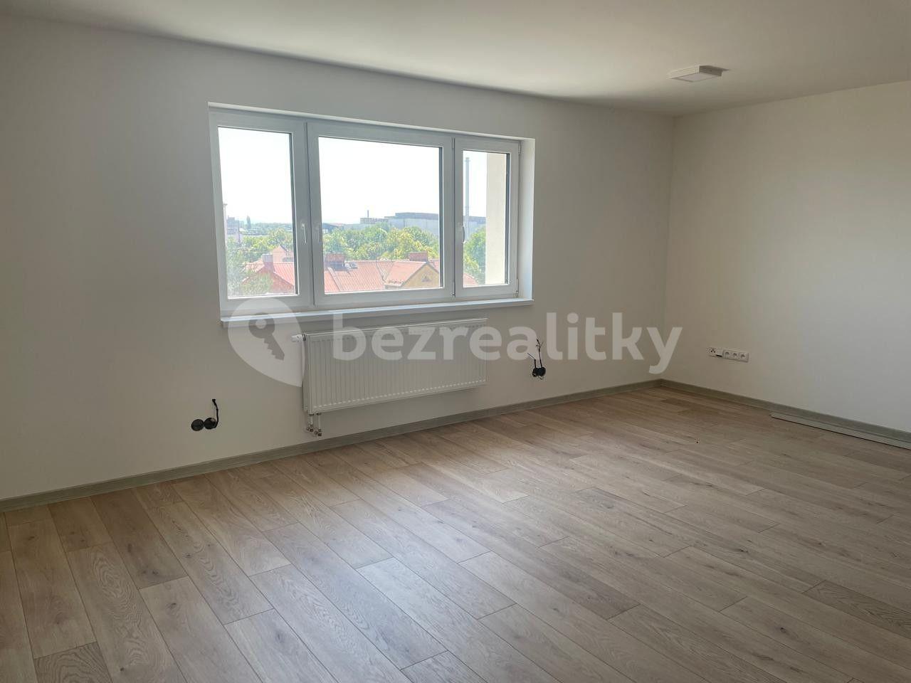 Prenájom bytu 1-izbový 45 m², 28. října, Ostrava, Moravskoslezský kraj