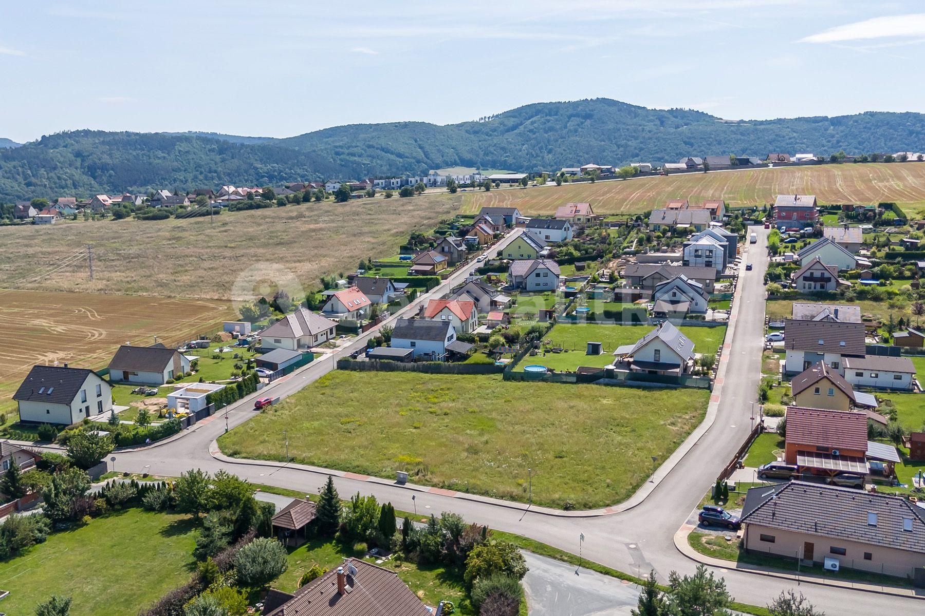 Predaj pozemku 1.872 m², Trubín, Trubín, Středočeský kraj