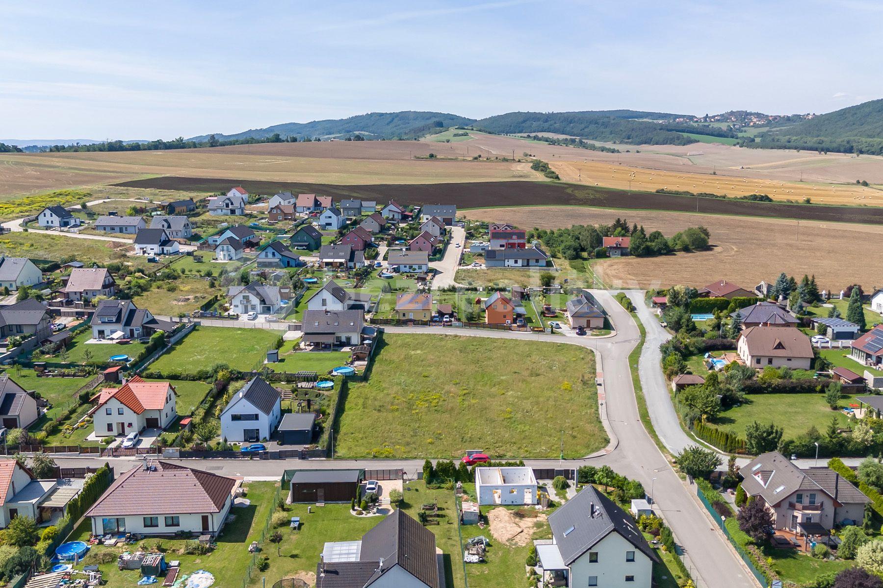 Predaj pozemku 1.872 m², Trubín, Trubín, Středočeský kraj