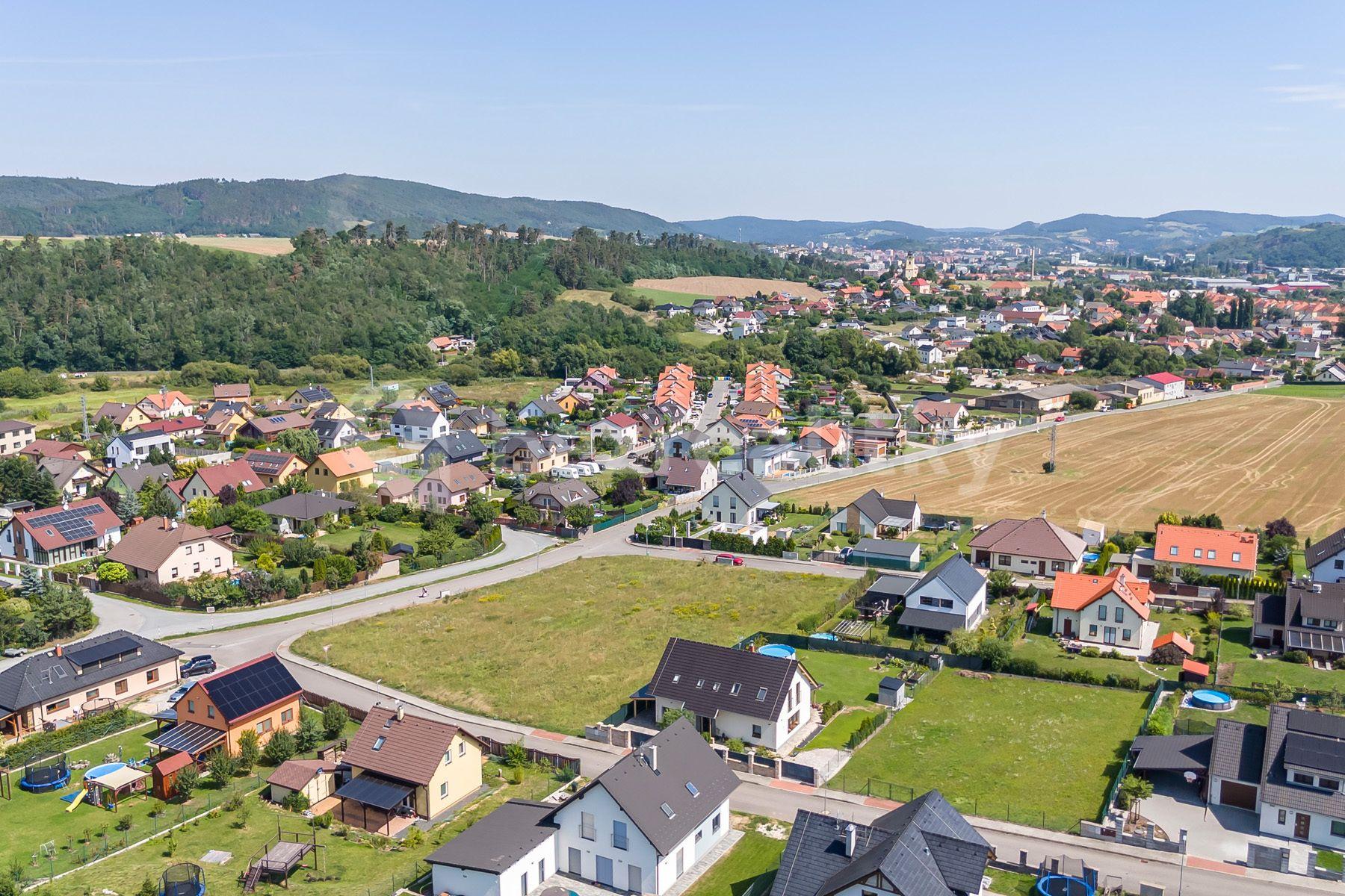 Predaj pozemku 1.872 m², Trubín, Trubín, Středočeský kraj