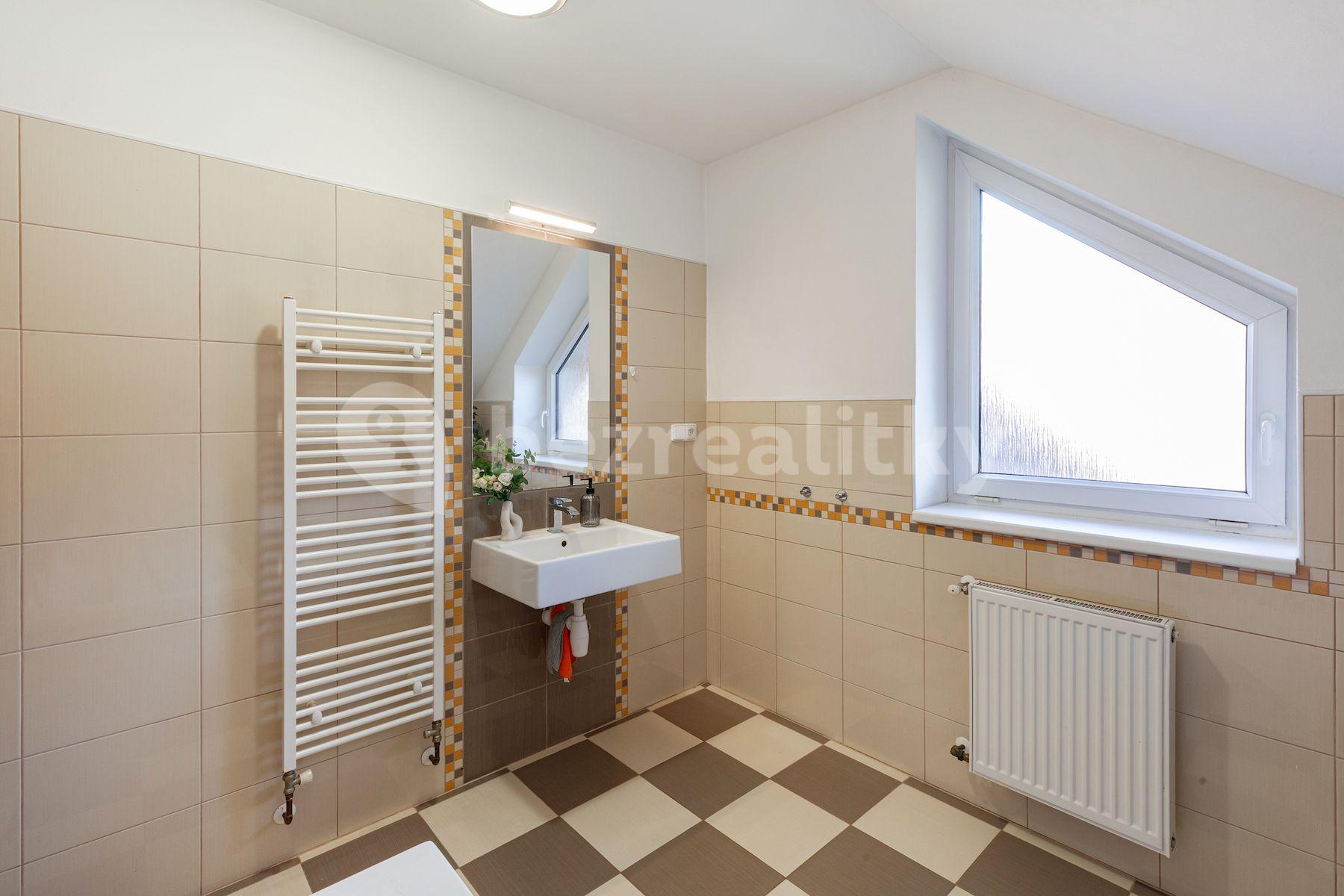 Predaj domu 115 m², pozemek 1.154 m², Choceradská, Svojetice, Středočeský kraj