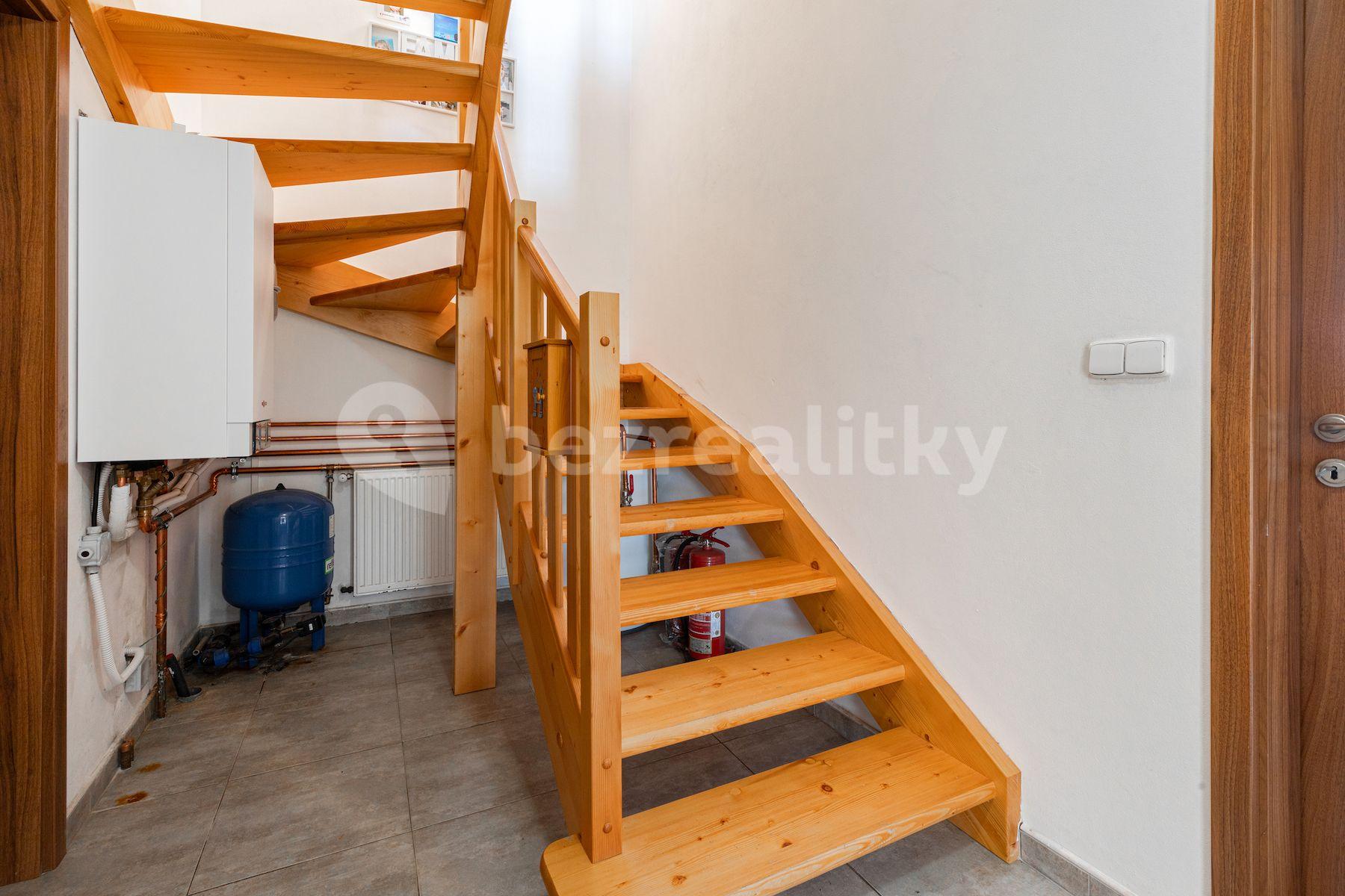 Predaj domu 115 m², pozemek 1.154 m², Choceradská, Svojetice, Středočeský kraj