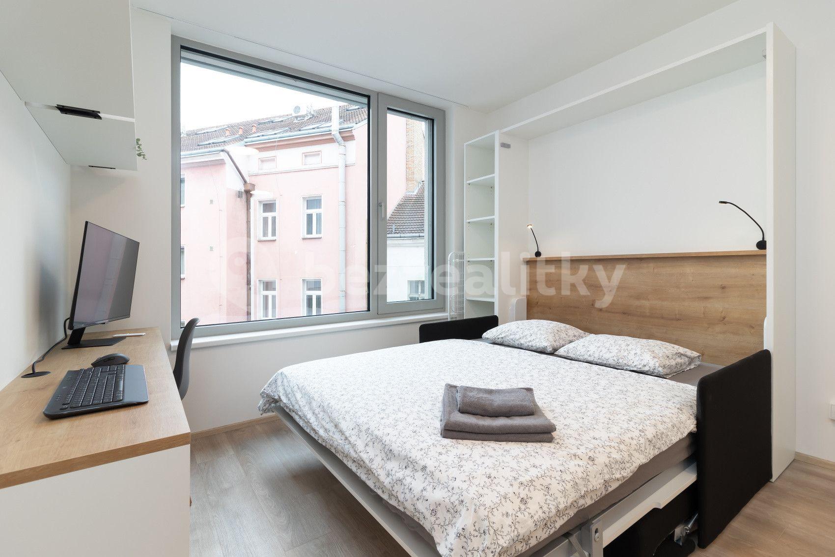 Prenájom bytu 1-izbový 20 m², Plzeňská, Praha, Praha