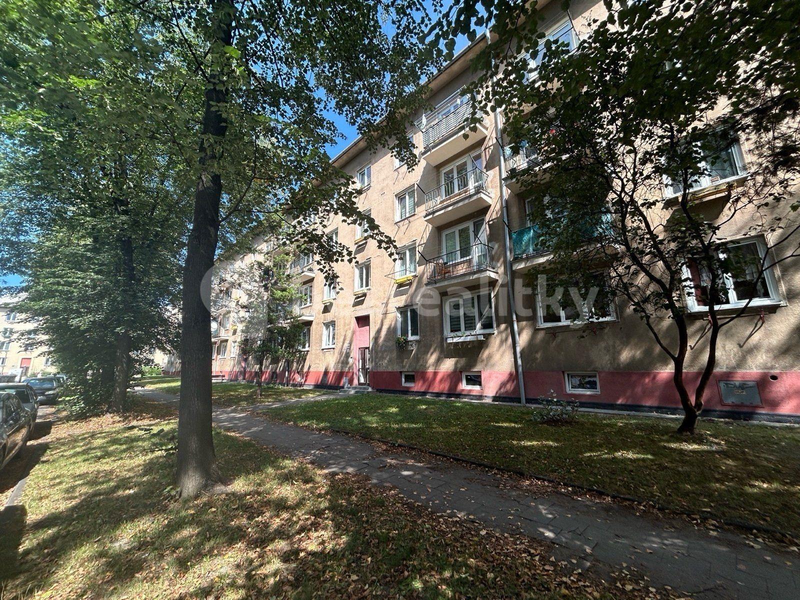 Prenájom bytu 2-izbový 51 m², Holubova, Karviná, Moravskoslezský kraj